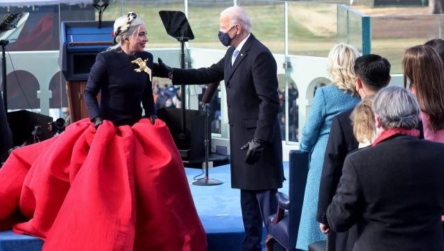 Gaga junto a Joe Biden.