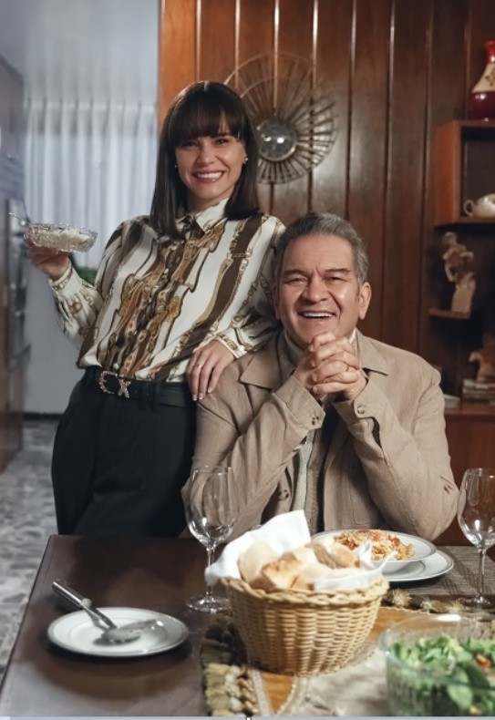 Orgullo argentino: Luz Cipriota y César Bordón en la exitosa serie mexicana.