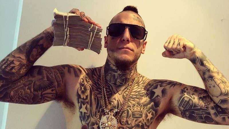 Alex Caniggia se considera el más piju... y parte de la 'high society'.