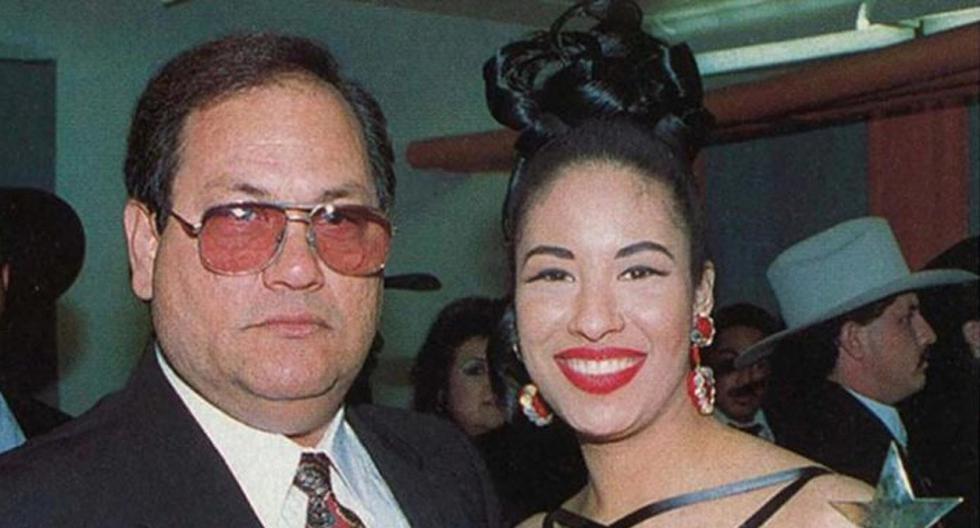 Selena y su papá Abraham, música