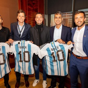 Scaloni, en una presentación top de AFA en Nueva York